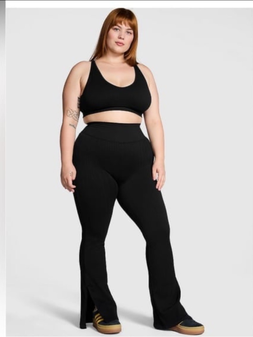 PINK Victoria’s Secret Soft Seamless Cable Flare Leggings